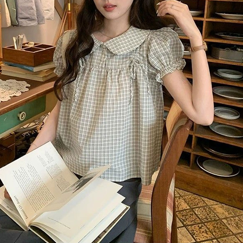 Vintage Fashion Dolls - Female Clothing Preppy Style Doll Collar