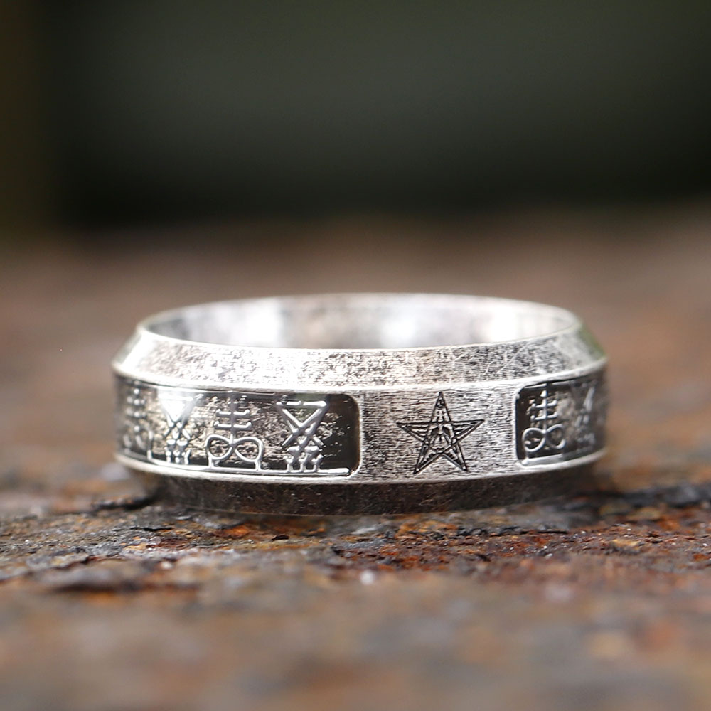 2024 New Vintage Ring Lucifer  - Vintage Fashion Guide 评论和价格