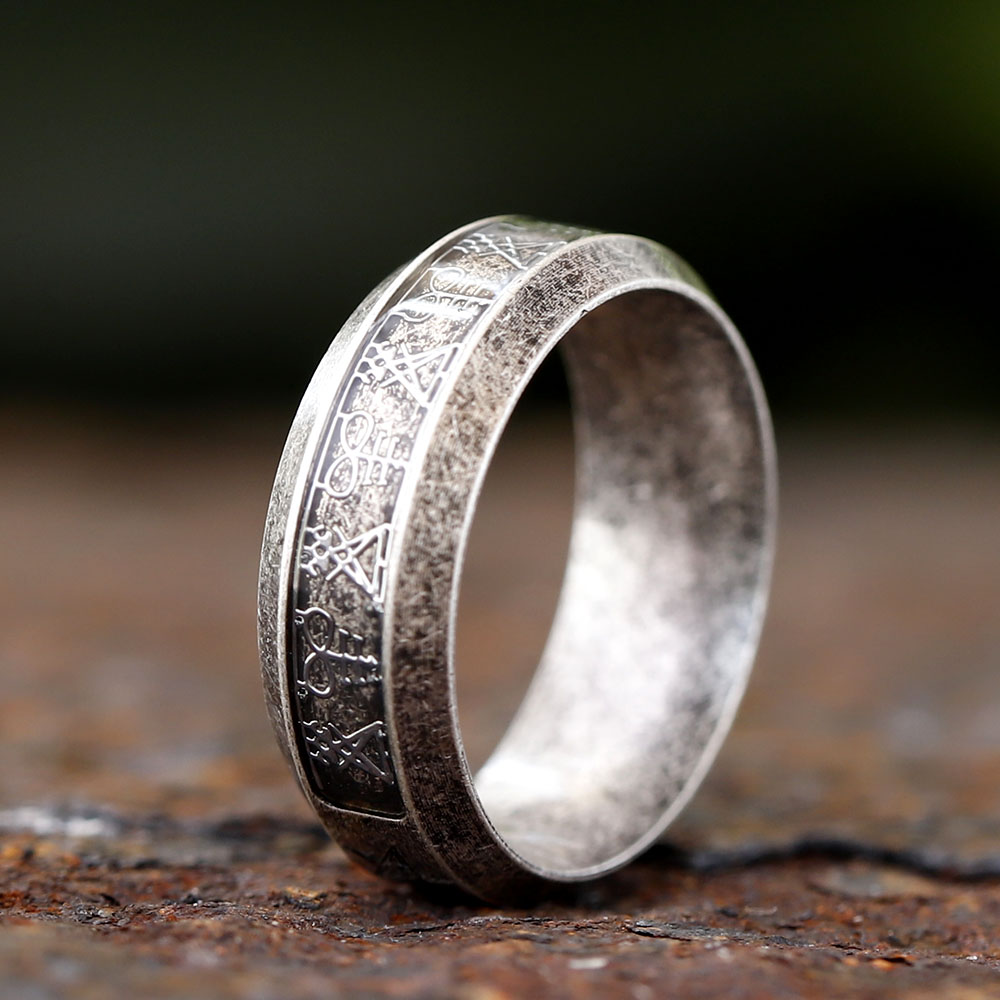 2024 New Vintage Ring Lucifer  - Vintage Fashion Guide 评论和价格