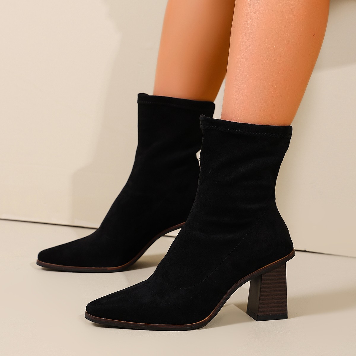 Vintage Women Ankle Boots 2026 - Vintage Fashion Fabrics 评论和价格