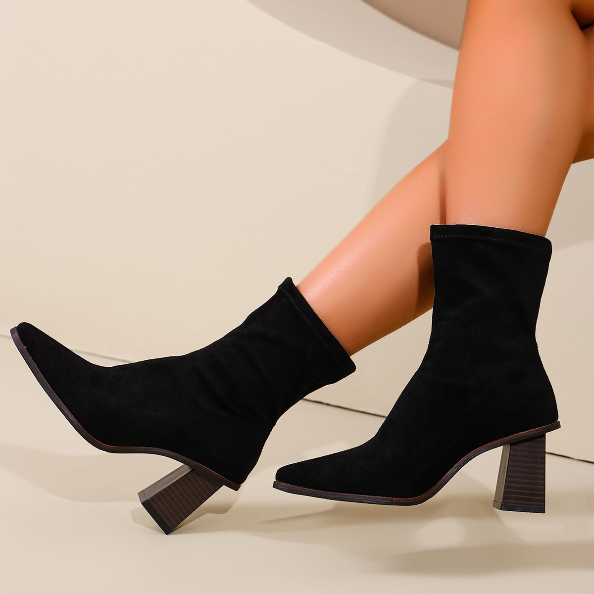 Vintage Women Ankle Boots 2026 - Vintage Fashion Fabrics 评论和价格